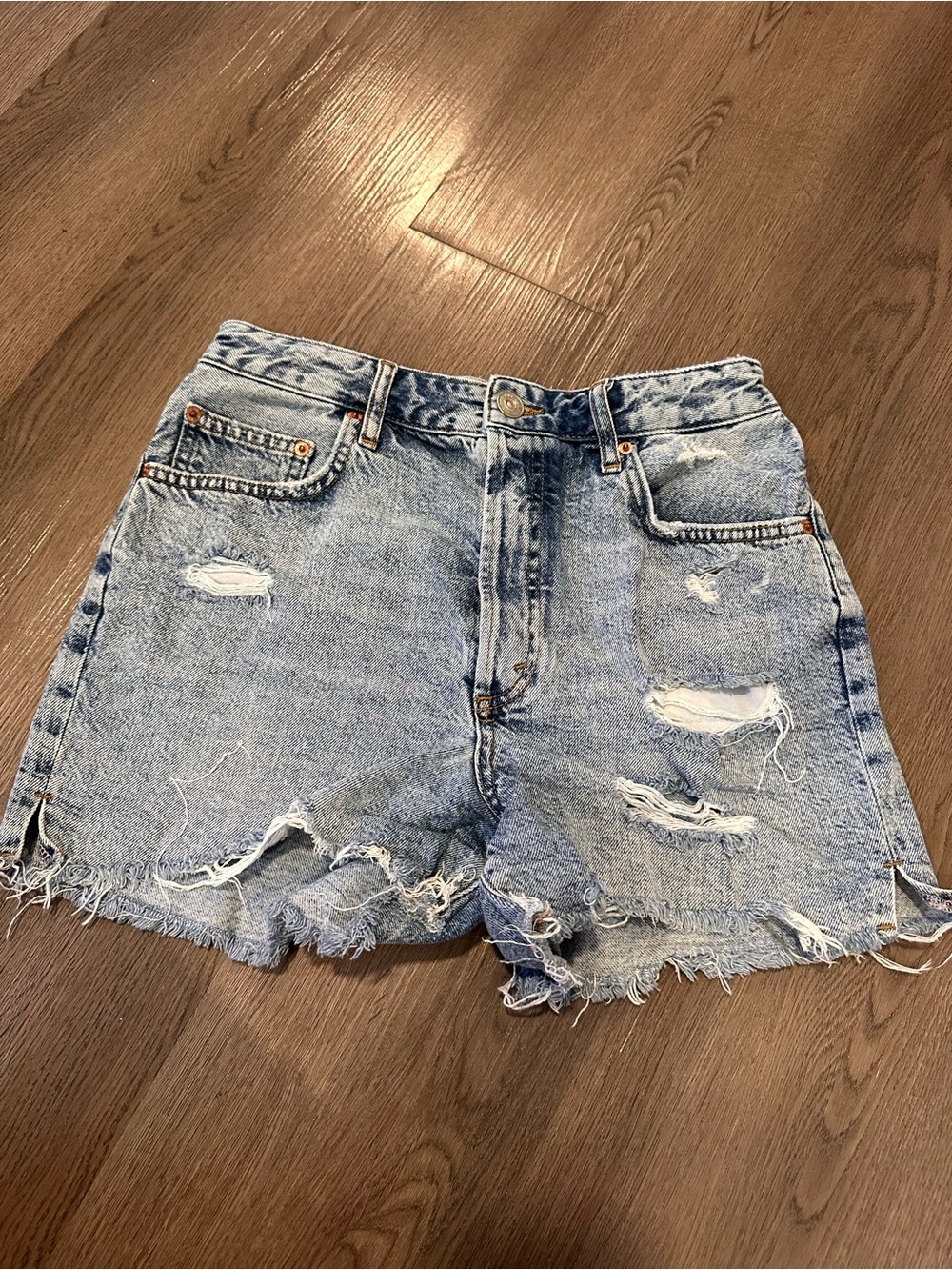 Urban outfitters BDG High-Rise Light Blue Distressed Denim Shorts